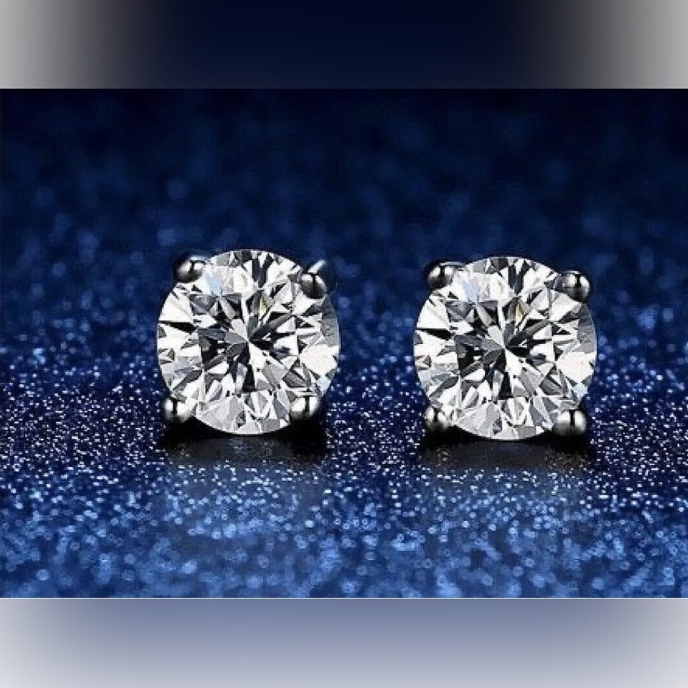 4 Ct Round Brilliant Cut VVS1/D Solitaire Stud Earrings in 14K White Gold 8mm